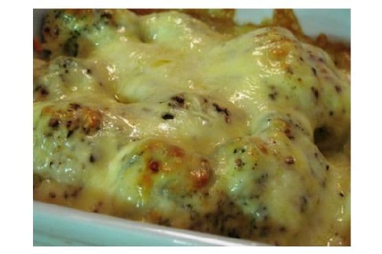 Broccoli and Creamy Cheese